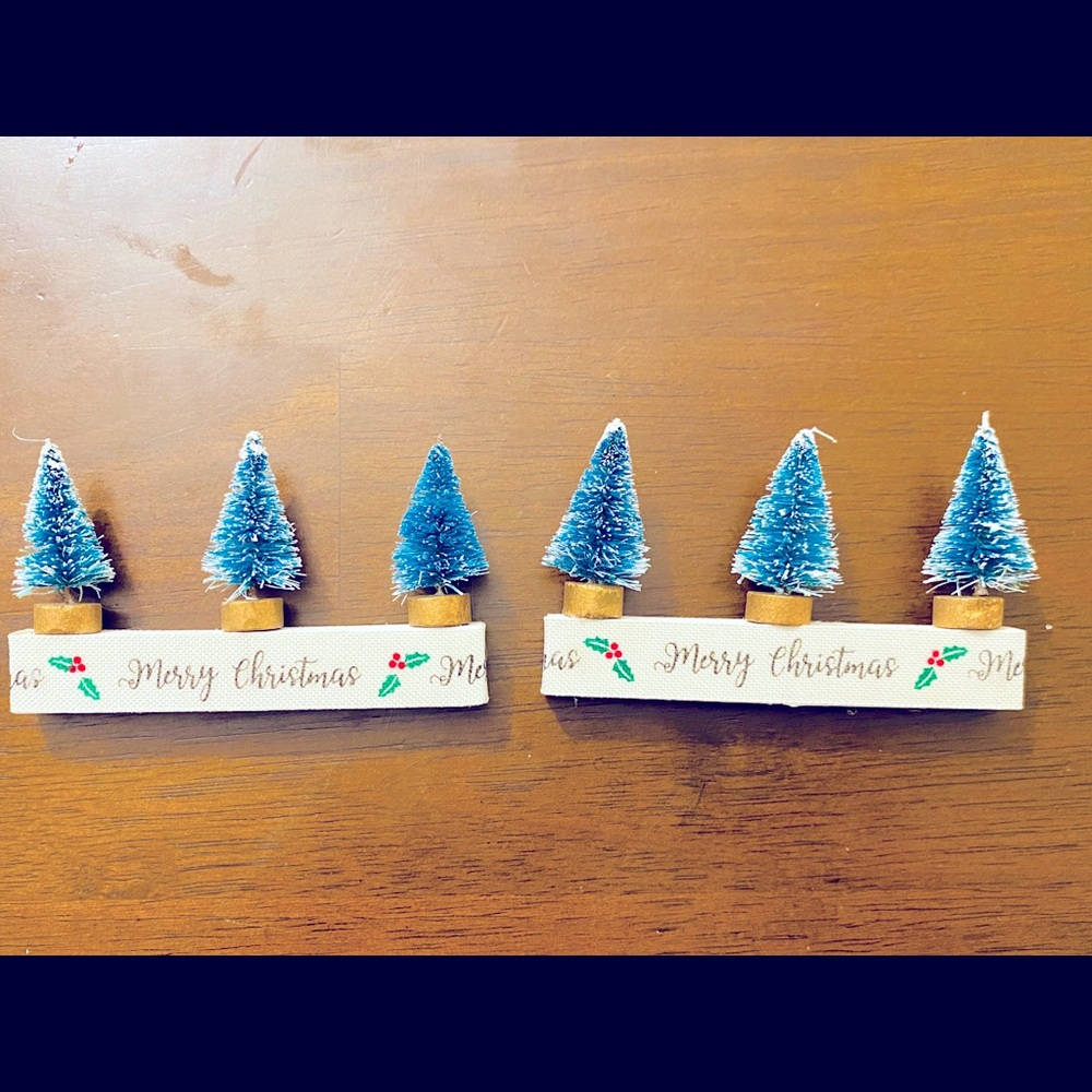 Small merry Christmas decor